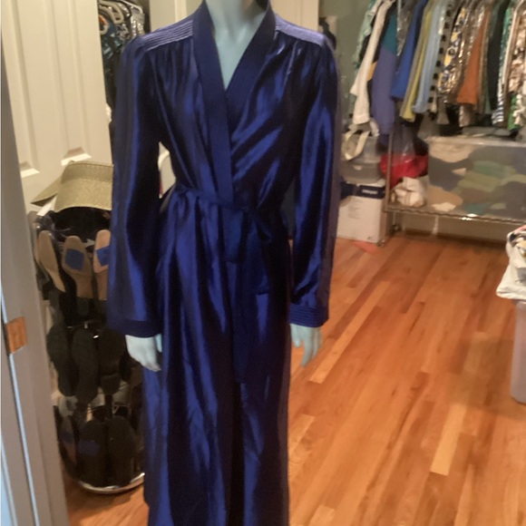 Navy Blue Robe - Picture 7 of 12